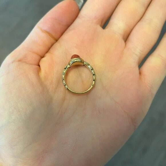 The Addison Size 6 gold tarnish free stainless steel gold ring beaded red stone - Picture 3 of 5